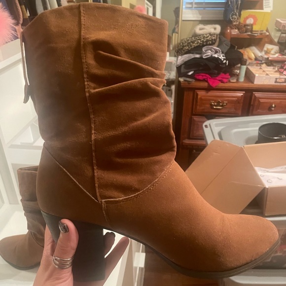 Ladies size 9M Rampage boots - Picture 6 of 9